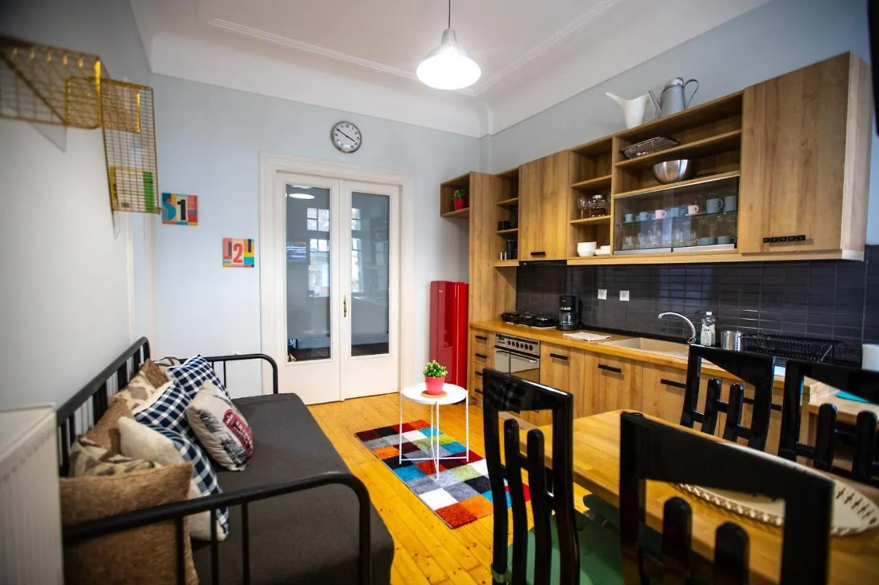 테살로니키 Ministry Mansion 아파트